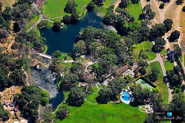 Venden el mítico rancho de Michael Jackson por 30 millones de dólares