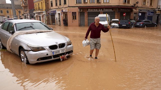 Valencia: más de 50 muertos en el marco de devastadoras inundaciones