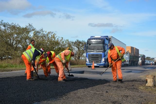 EL GOBIERNO NACIONAL COMENZÓ LA REHABILITACIÓN INTEGRAL DE LA RUTA NACIONAL 11 II