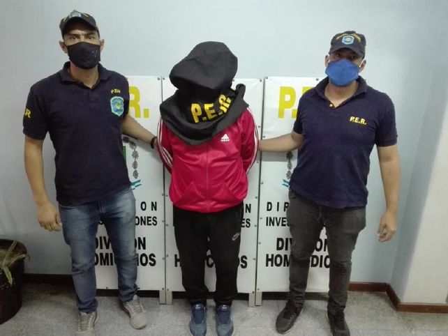Por tener drogas, dinero y armas, municipal fue a la cárcel
