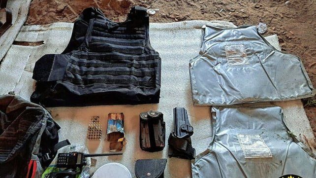 Cuatro personas quedaron detenidas por tenencia de armas