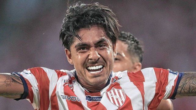 Cristian Tarragona es el goleador de Unión y viene de convertir en los últimos tres partidos.