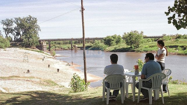Detectan altas concentraciones de glifosato en el río Gualeguay