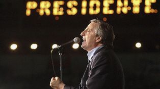 Néstor Kirchner, en uno de los actos de campaña para las elecciones presidenciales de 2003.