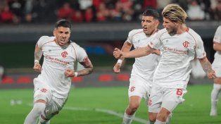 Barracas Central ganó en Rosario y agudizó la crisis de Newells.