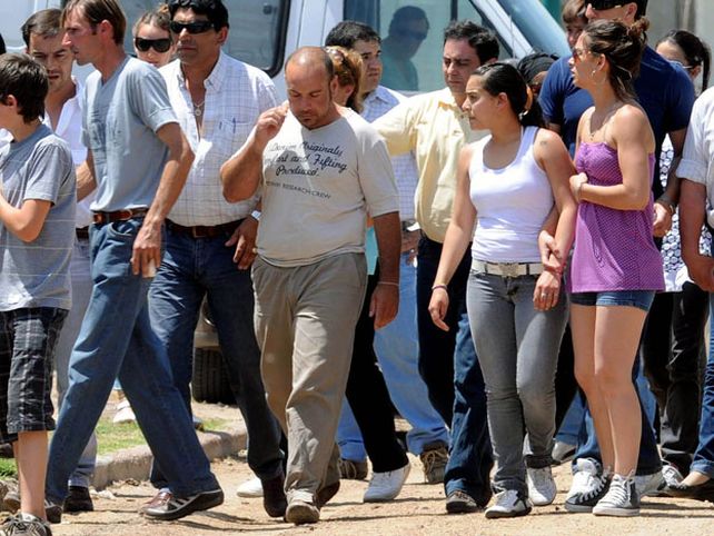 En medio de un profundo dolor, sepultaron a Tomás Santillán