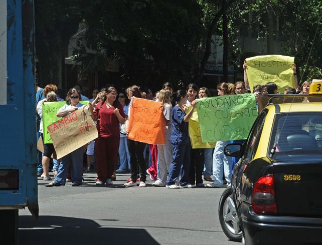 Drisun dijo que el paro no es el camino y que el bono intenta mantener el salario