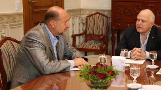 Perotti convocó a exfuncionarios que trabajaron con Miguel Lifschitz.  