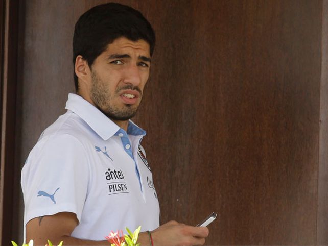 El bozal legal para Luis Suárez