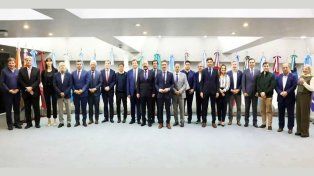 Gobernadores volverán a reunirse en el Consejo Federal de Inversiones (CFI) a la espera de una respuesta del Ejecutivo por la caída de la recaudación.