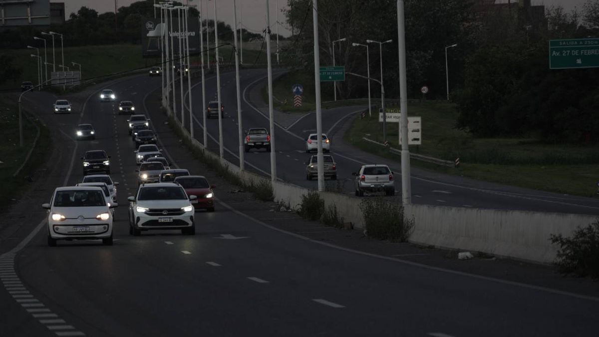 La Justicia reveló que en Circunvalación faltan 976 luces y exigió a Nación el mantenimiento