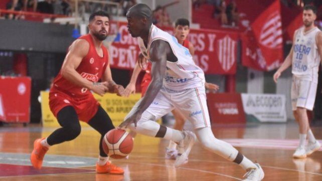 Unión no pudo en casa y cayó ante un sólido Oberá