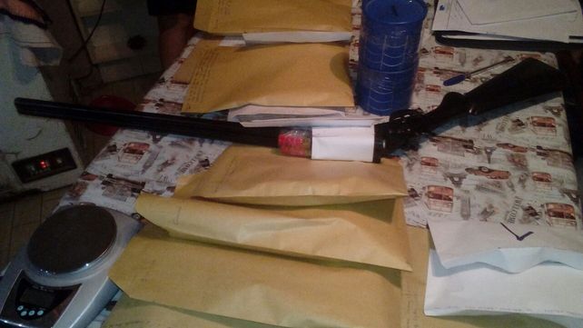 Desarticularon una banda que comercializaba droga en Victoria y Rosario