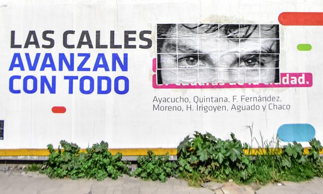 A un año de su desaparición, la ciudad se llenó de la mirada de Santiago Maldonado
