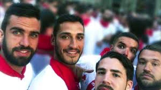 La Manada: El caso de los cinco jóvenes que violaron a una chica en San Fermín que indigna a España