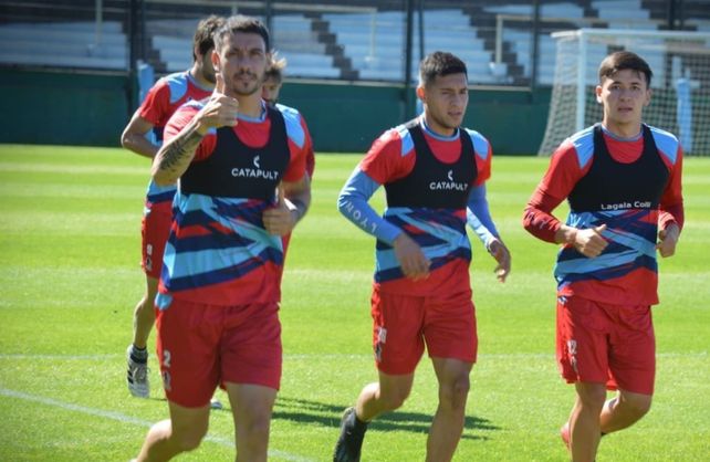 El plantel de Arsenal viajará a Santa Fe para jugar con Unión