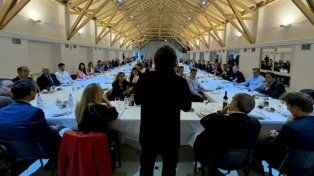 Milei agasajó con un asado a diputados que apoyaron el veto a la suba para jubilados
