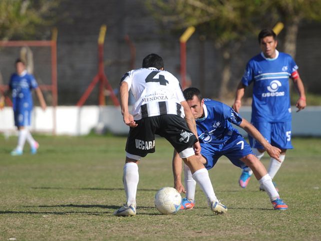 Argentino B: CEC venció a Gimnasia y es puntero en la zona 5