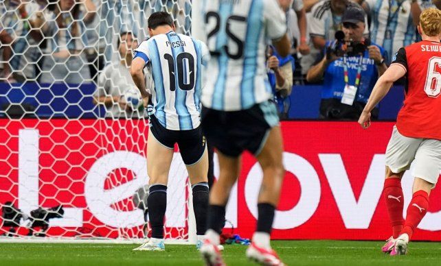 Lionel Messi erró el penal y evidencia toda su bronca. Pudo ser un golpe de efecto rápido