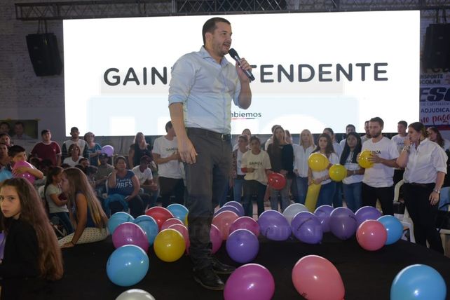 Gainza cerró la campaña en San Agustín