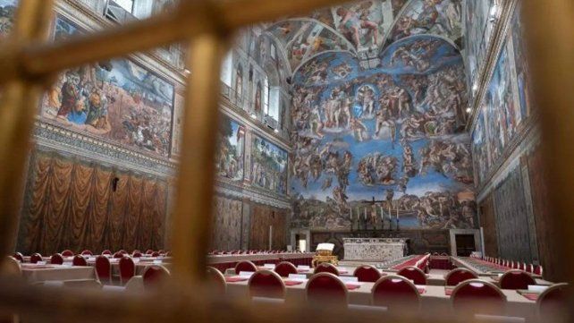 La Capilla Sixtina ya está lista para el cónclave