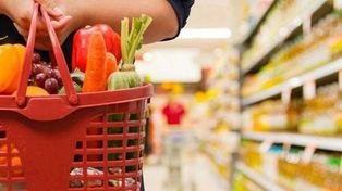 Inflación. Los precios de los alimentos básicos subieron fuerte.