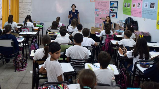 Perotti: Santa Fe no volverá a las clases hasta que no esté garantizada la salud de alumnos y docentes