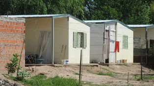 Inauguran viviendas en barrio Las Lomas
