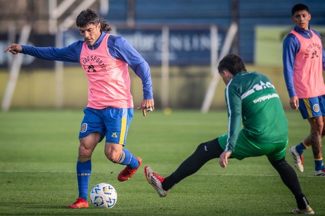 Ignacio Malcorra volvió a convertir. El enganche de Central volvió a estar en el equipo titular.