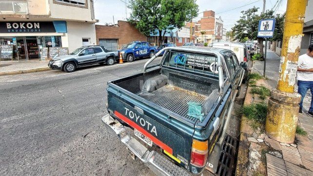 Choque y fuga: escapó y se quedó dormido enfrente de la comisaría