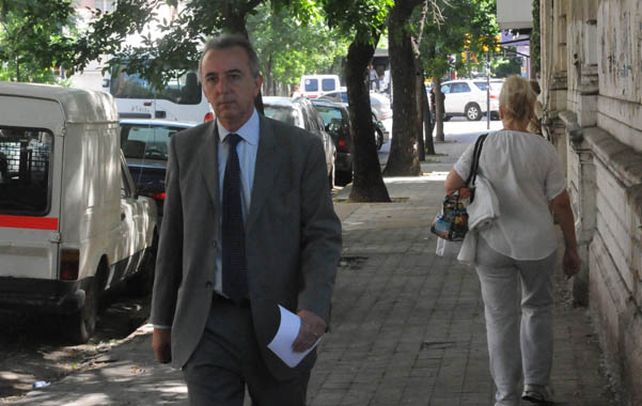 Hacia el Tribunal. “Vivo en Rosario con mi familia