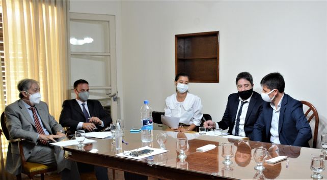 Los fiscales viajaron a Santa Fe para exponer ante los senadores provinciales.