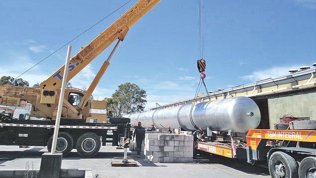La instalación del autoclave (horno) que favorecerá en la producción.
