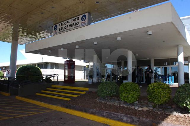 Diputados de Santa Fe piden que se incluya a aeropuertos locales al plan de modernización nacional