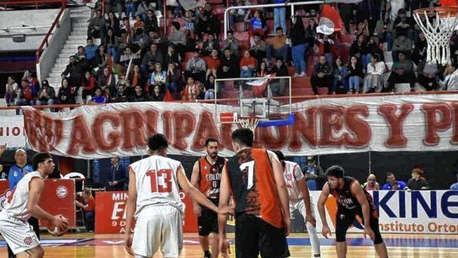 Unión A y Colón completarán su partido pendiente en una nueva edición del Clásico por el Torneo Oficial.