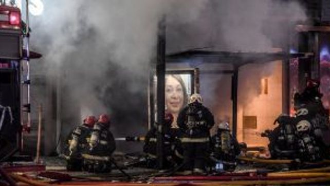 Al menos dos muertos y 12 heridos al explotar una perfumería en Villa Crespo