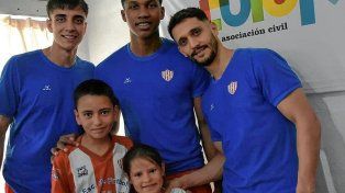 El básquet de Unión presente en el merendero Construyendo Futuro