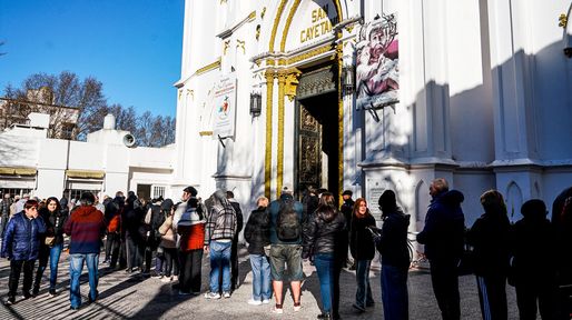 San Cayetano: los fieles se acercaron desde temprano a pedir pan y trabajo