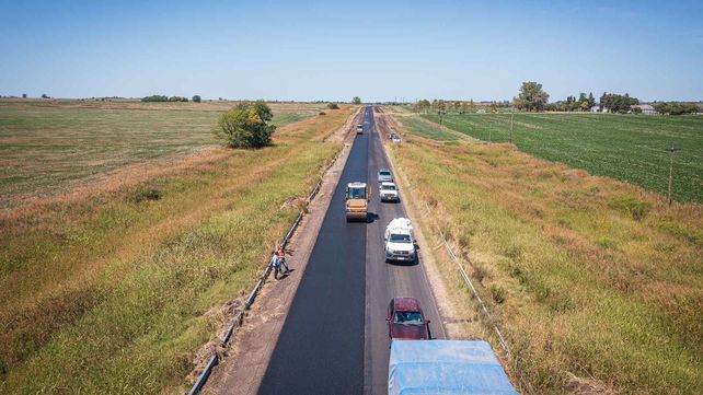 Avanza en la rehabilitación de la ruta provincial 32