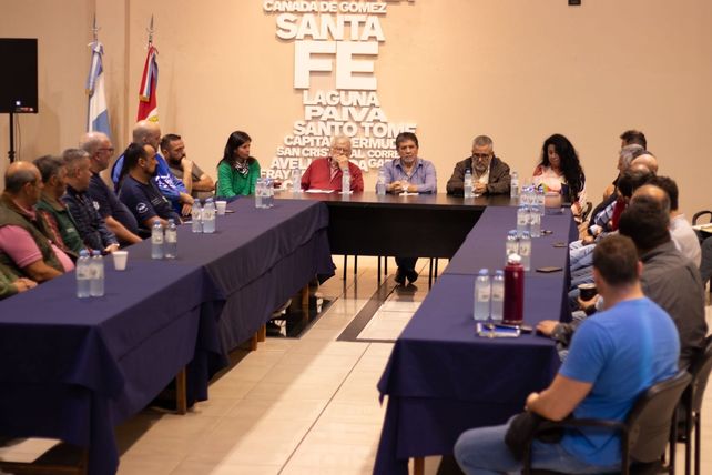 Repudio sindical a la represión en la municipalidad de Las Rosas