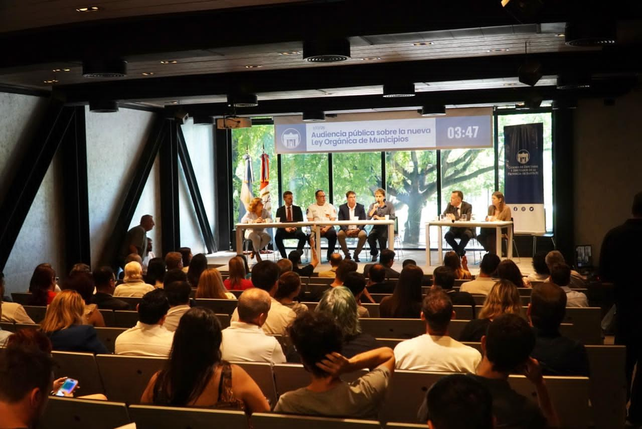 Más de 60 oradores aportaron sus ideas durante la convocatoria.