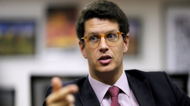 Pone la cara. Ricardo Salles
