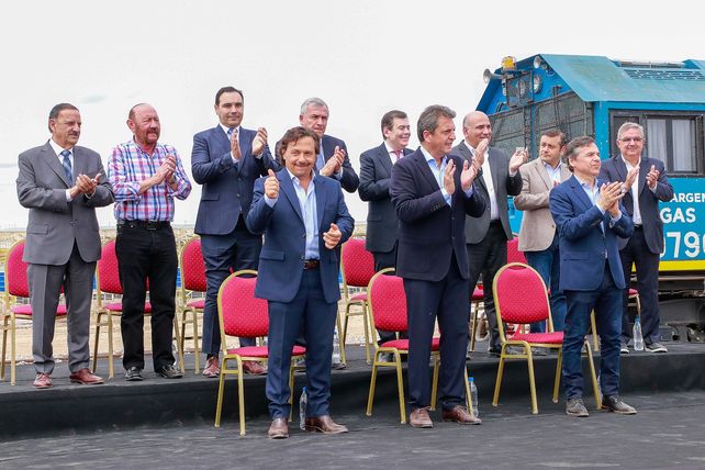 Massa junto a todos los gobernadores del norte del país.