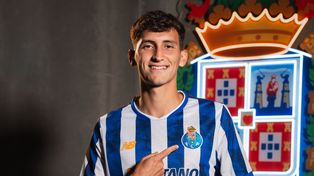 Tomás Pérez fue presentado oficialmente como refuerzo de Porto (Portuga).&nbsp;