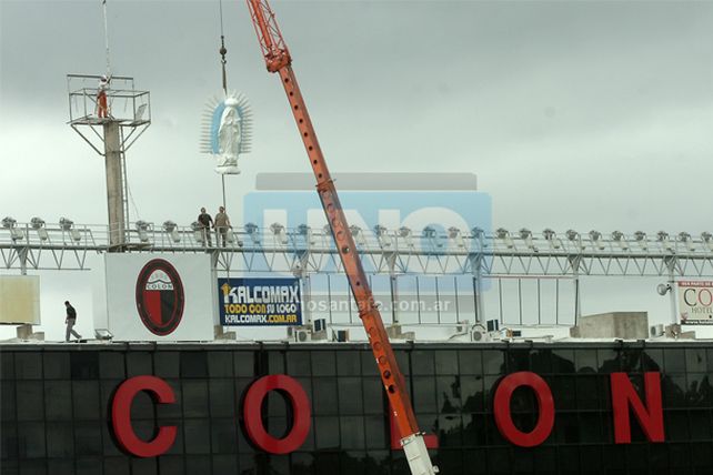 Ya está instalada la réplica de la Virgen de Guadalupe en Colón