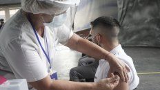 El gobierno estableció que será justificada la inasistencia laboral para la aplicación de la vacuna contra el coronavirus. El gobierno estableció que será justificada la inasistencia laboral para la aplicación de la vacuna contra el coronavirus.