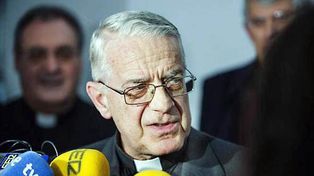 Les congelan 19 millones de dólares a dos ex directivos del banco del Vaticano