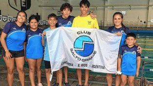 Nadadores del Club Salto Grande se destacaron en Paraná.