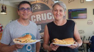 El Cruce: un parador rutero en la localidad de Frank que ofrece los mejores lomitos de la provincia