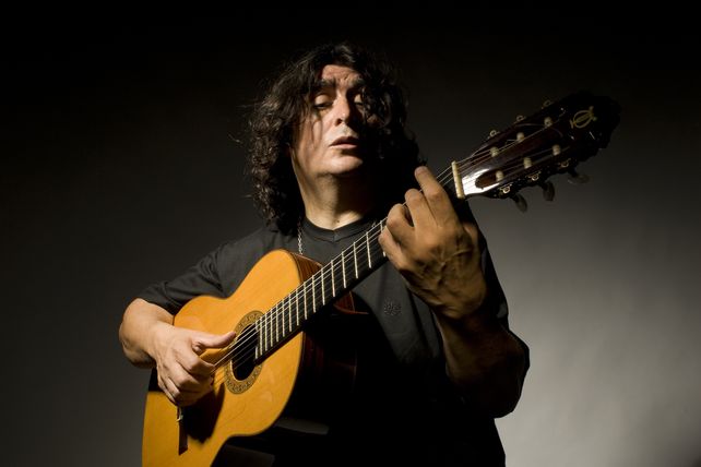 El guitarrista Luis Salinas presentará su disco quíntuple en Rosario. La cita es este sábado 10 en Sala Lavardén